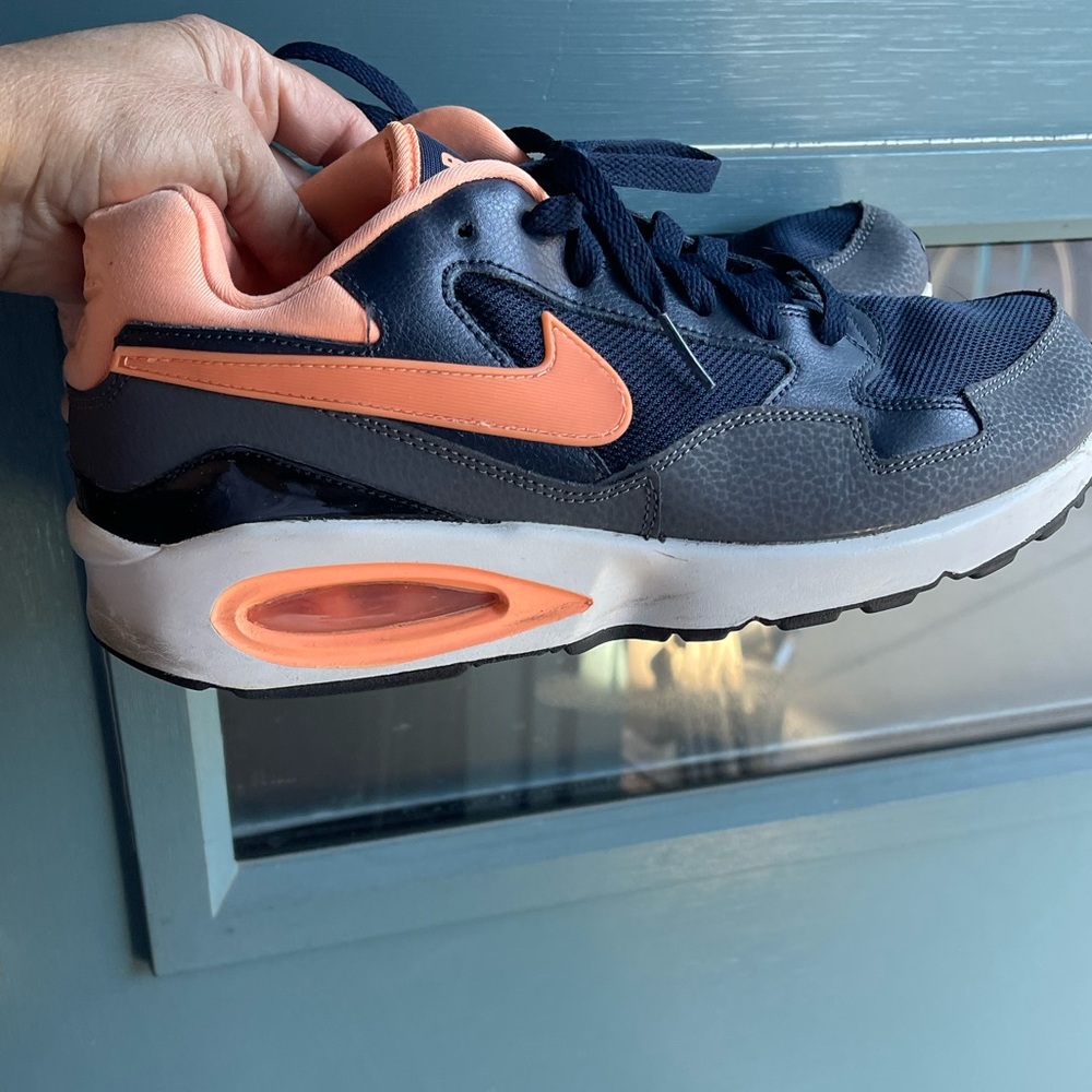 Nike Air Max ST Sneaker Shoes Size 9 - Picture 5 of 7
